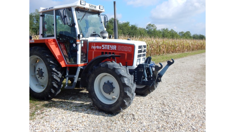 HIDRAULICA FRONTALĂ A TRACTORULUI 2KAT PENTRU TRACTOR 1500KG